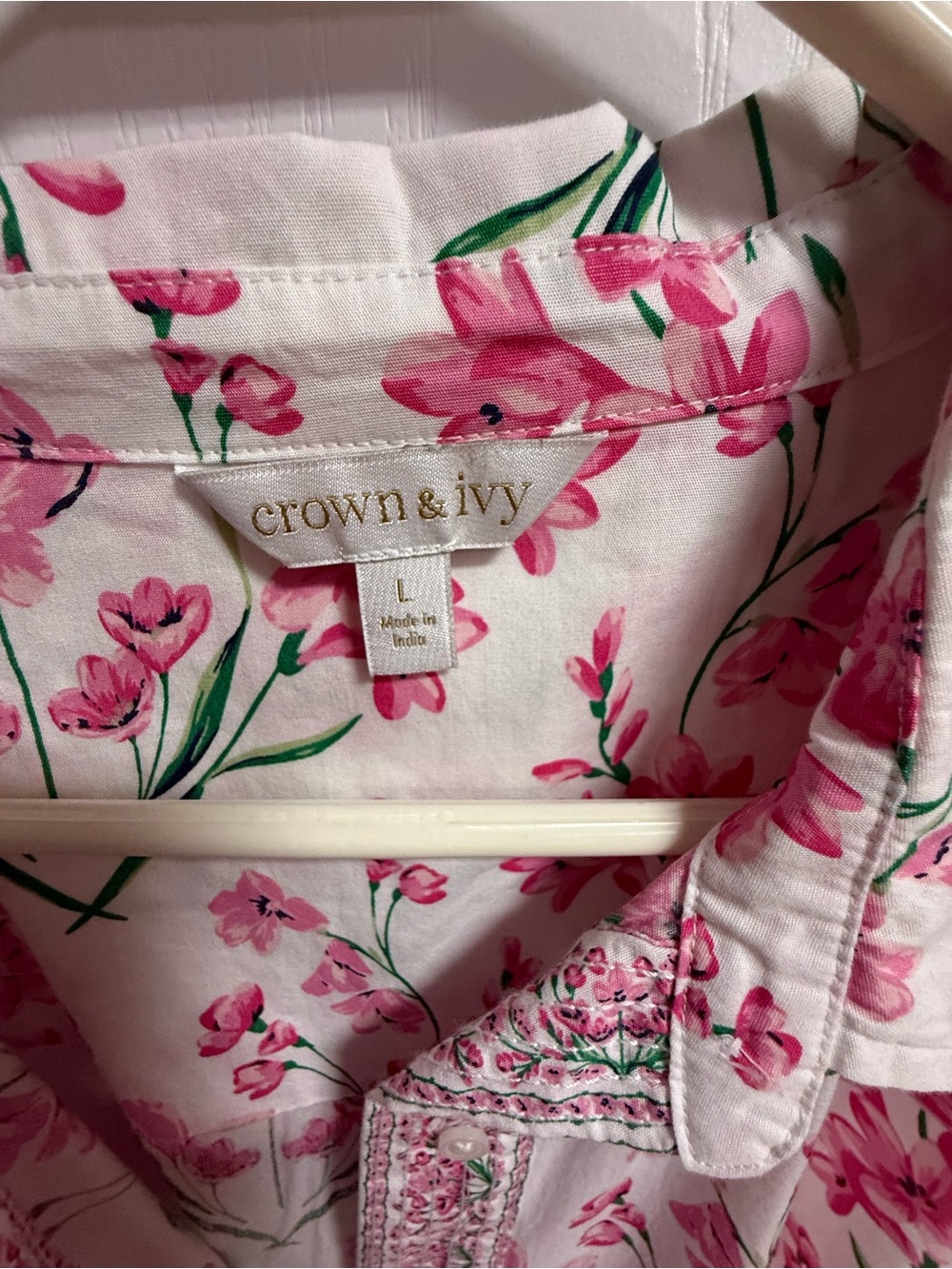 crown & ivy Pink Floral Button-Up Dress - Picture 2 of 2